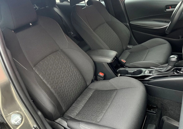 Toyota Corolla cena 97840 przebieg: 45393, rok produkcji 2020 z Praszka małe 497